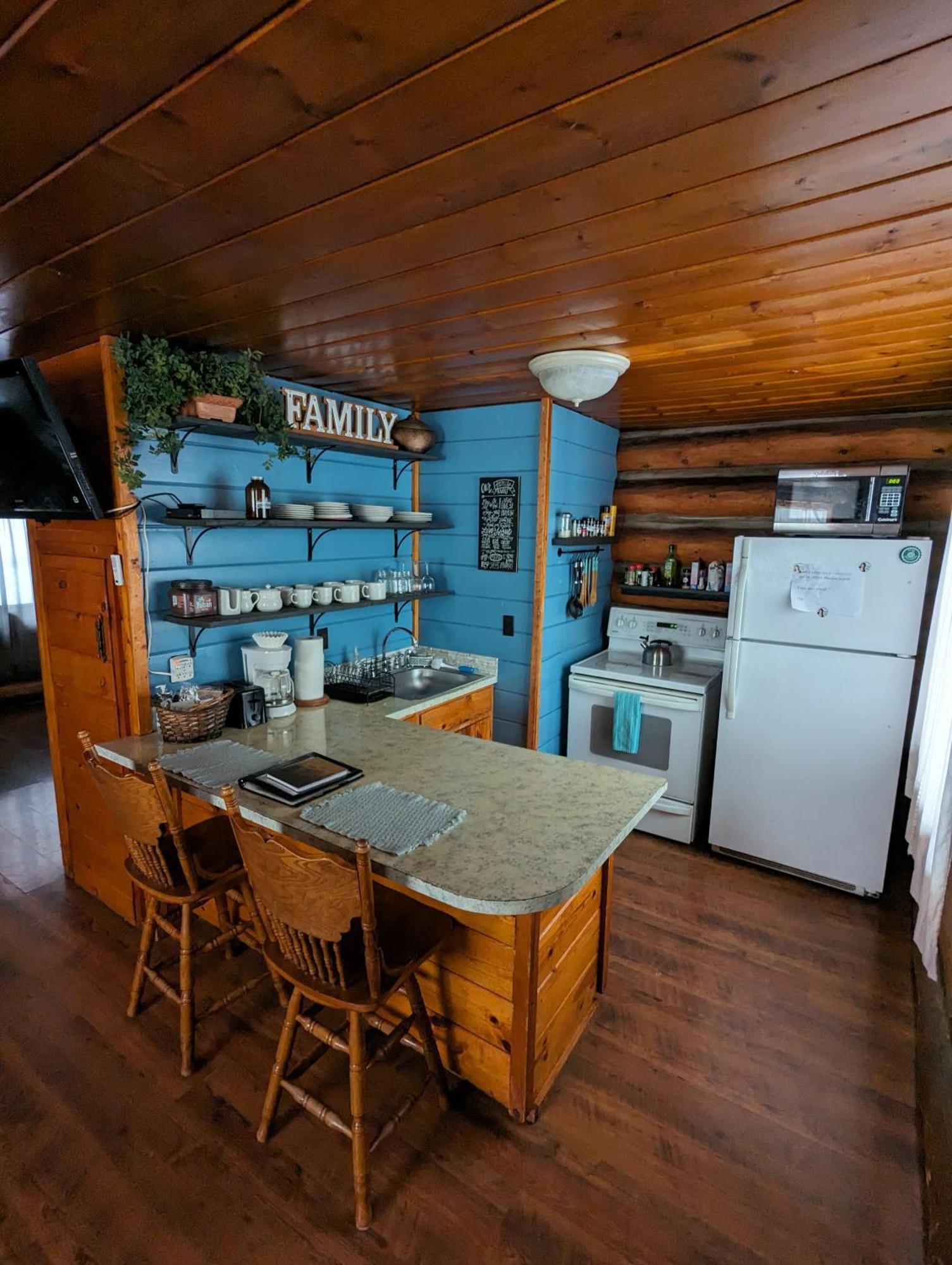 Cozy Cub Log Cabin - Year Round Tranquil Beauty Pinetop-Lakeside Eksteriør bilde