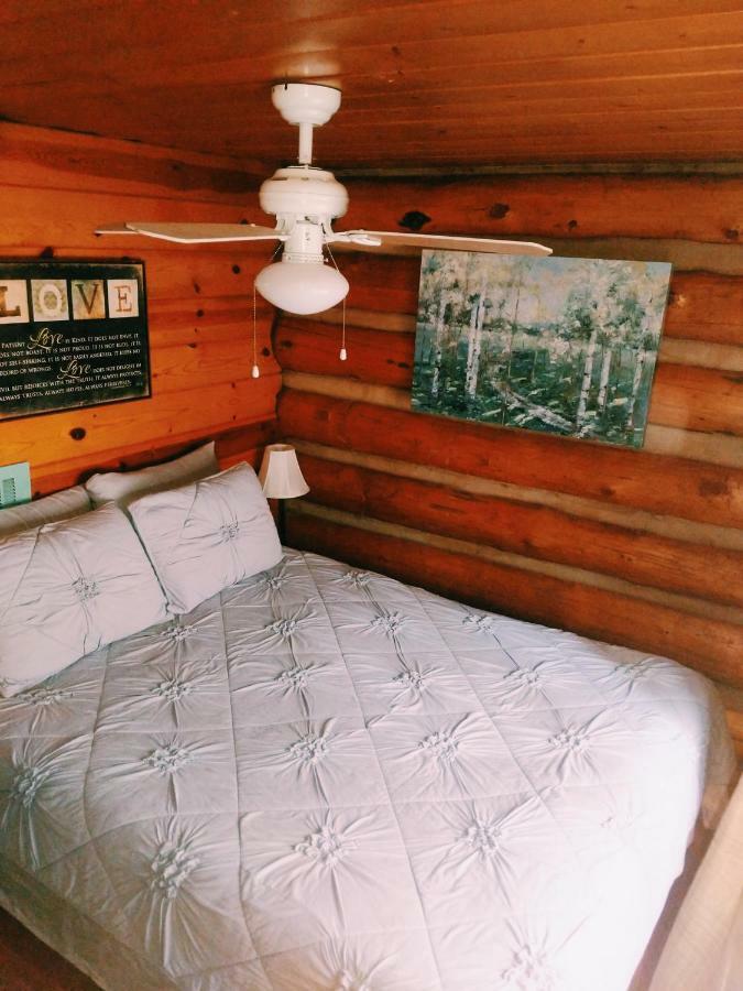 Cozy Cub Log Cabin - Year Round Tranquil Beauty Pinetop-Lakeside Eksteriør bilde
